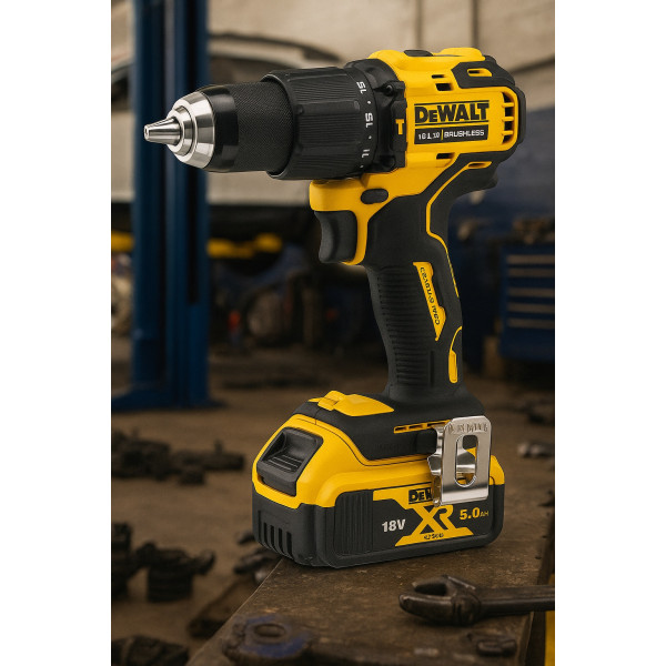 Фото - Дрель-шуруповерт DeWALT DCD709P2T