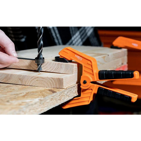 Фото - Струбцина Neo Tools 45-522 75 мм