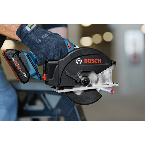 Фото - Пила дисковая Bosch Professional GKM 18V-50 (0.601.6B8.000)
