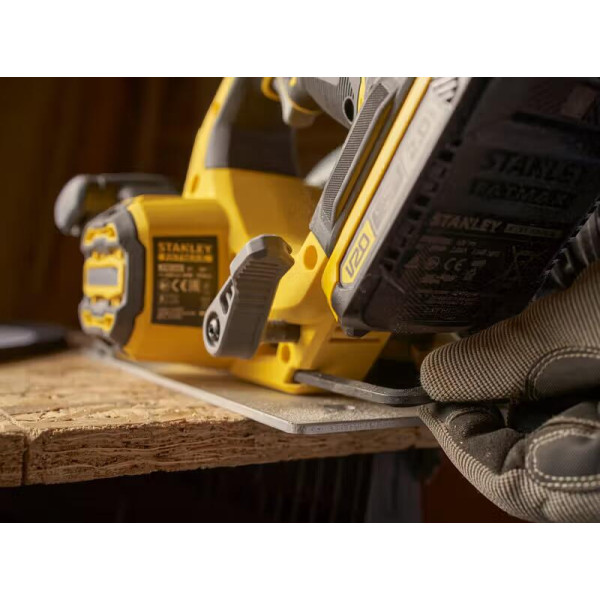 Фото - Циркулярная пила Stanley FatMax (SFMCS550B)