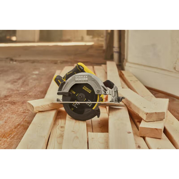 Фото - Циркулярная пила Stanley FatMax (SFMCS550B)