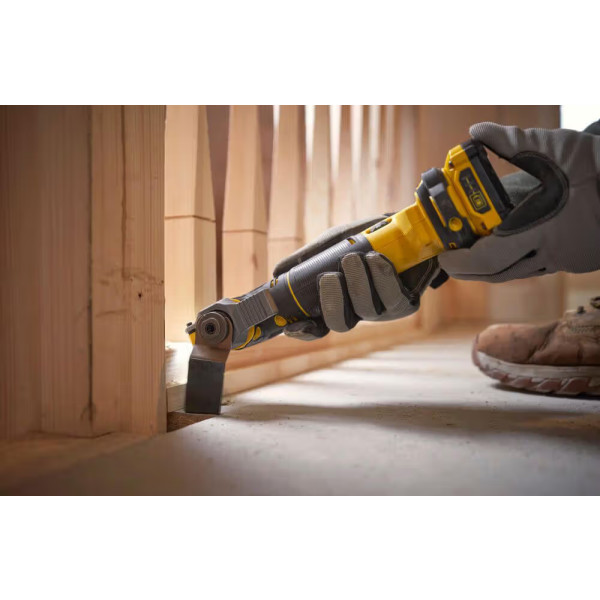 Фото - Многофункциональный инструмент Stanley FatMax 18В,Li-Ion (SFMCE500D2K)