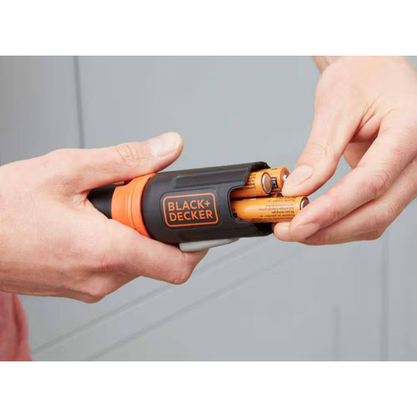 Фото - Аккумуляторная отвертка Black&Decker BCF601C