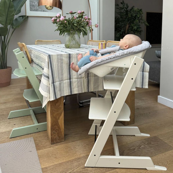 Фото - Стульчик для кормления классический Stokke Tripp Trapp Vanilla White (100142)