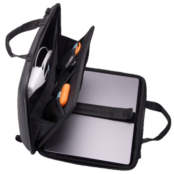 Фото - Сумка для ноутбука Thule Gauntlet 5 MacBook Pro Attache 14" TGAE-2558 Black (3205414)