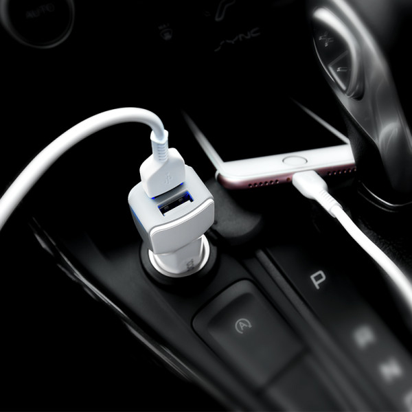 Фото - Автомобильное зарядное устройство HOCO Z23 grand style dual-port car charger set with iP cable White (6957531078012)