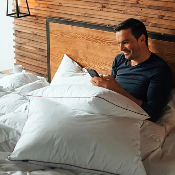 Фото - Подушка стандартная MirSon DeLuxe Thinsulate 101 70x70 см (2200000008794)