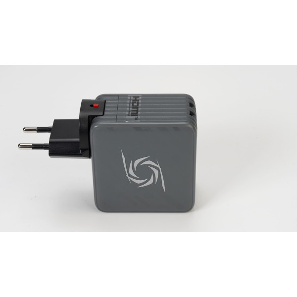 Фото - Сетевое зарядное устройство Avermedia GC313 CORE GO 100Вт 2хUSB-С, 1хUSB-A, 1xHDMI Black (40AAGC313AWN)