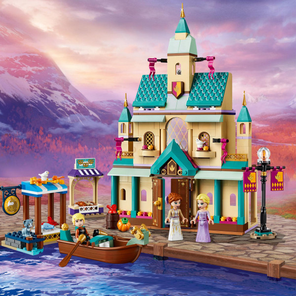 Фото - Конструктор LEGO Frozen 2 Деревня в Эренделле (41167)