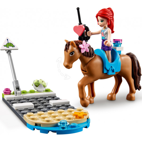 Фото - Конструктор LEGO Friends Ветеринарная клиника в Хартлейк-Сити (41446)