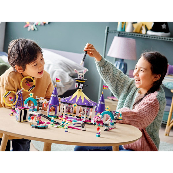 Фото - Конструктор LEGO Friends Американские горки на Волшебной ярмарке (41685)