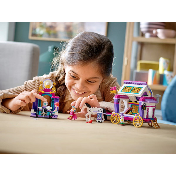 Фото - Конструктор LEGO Friends Волшебный фургон (41688)