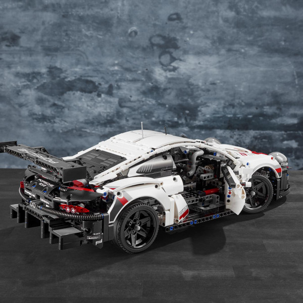 Фото - Конструктор LEGO Technic Preliminary GT Race Car (42096)