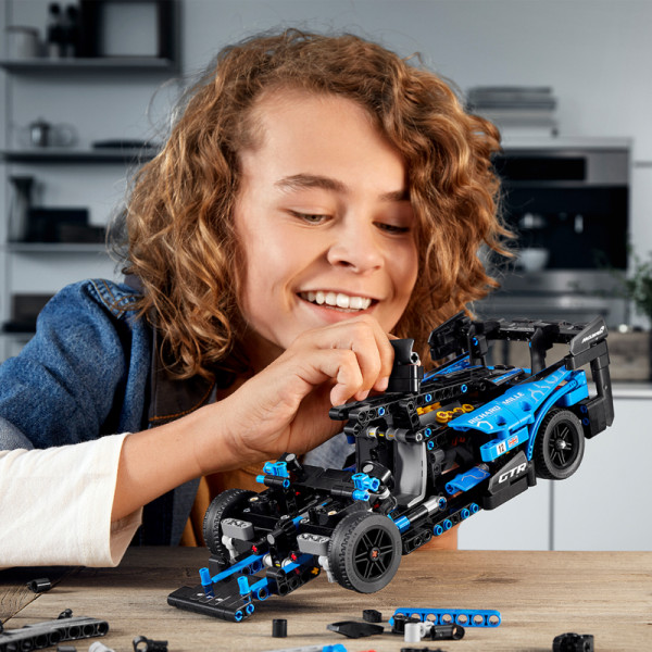 Фото - Конструктор LEGO Technic McLaren Senna GTR (42123)