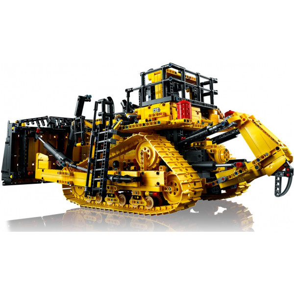 Фото - Конструктор LEGO Technic Бульдозер Cat D11 на пульте управления (42131)