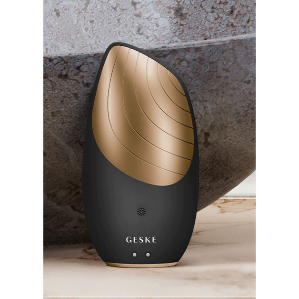 Фото - Щетка для чистки лица GESKE Sonic Thermo Facial Brush 6 в 1 (GK000007GY01)