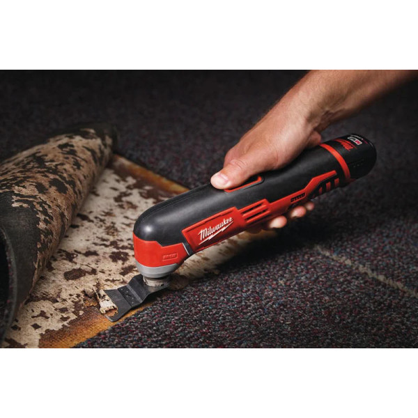 Фото - Многофункциональный инструмент Milwaukee C12 MT-0 без АКБ и ЗУ (4933427180)