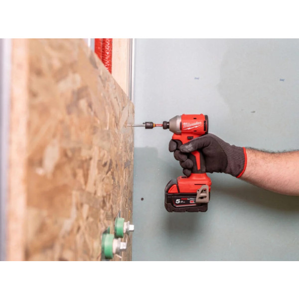 Фото - Гайковерт аккумуляторный Milwaukee M18 BLIDRC-402C 18В (4933499457)