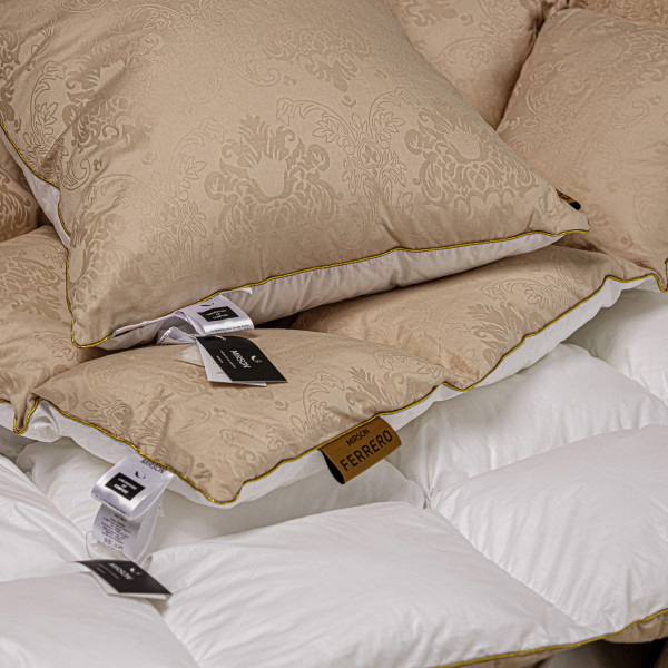 Фото - Подушка стандартная MirSon №15-07 Ferrero Gold 40х60 см (2200011163772)