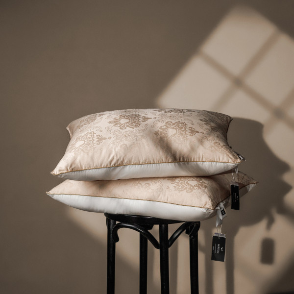 Фото - Подушка стандартная MirSon №15-07 Ferrero Gold 40х60 см (2200011163772)