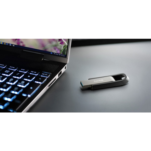 Фото - Флеш USB SanDisk Extreme Go 128GB USB 3.2 (SDCZ810-128G-G46)