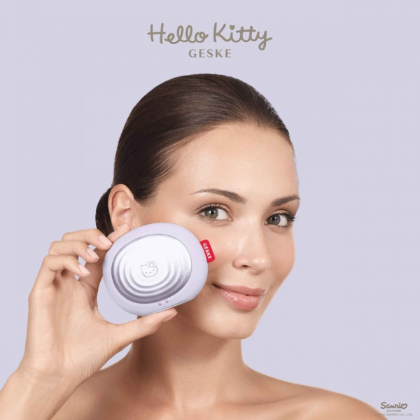 Фото - Щетка для чистки лица GESKE Sonic Thermo Facial Brush 5 в 1 by Hello Kitty (HK000008PU01)