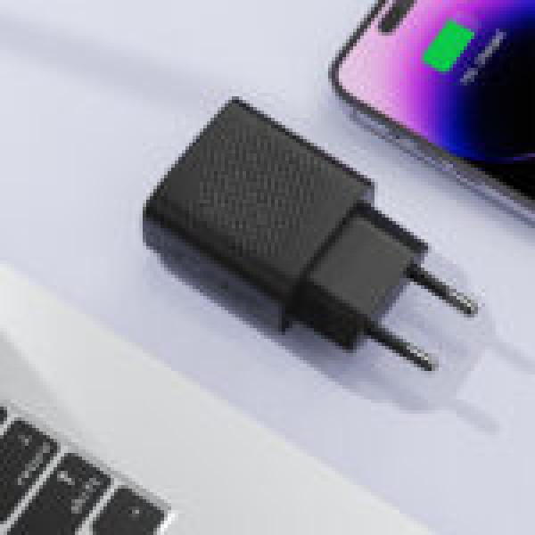 Фото - Сетевое зарядное устройство AceFast A104 PD25W GaN single USB-C charger Black (6974316283355)