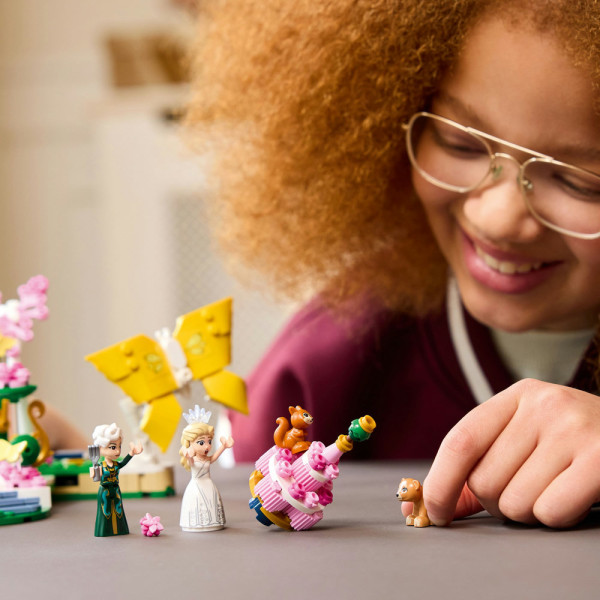 Фото - Конструктор LEGO Wicked Свадьба Глинды (75688)