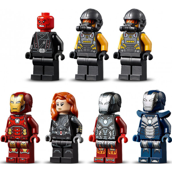 Фото - Конструктор LEGO Marvel Битва за башню Мстителей (76166)