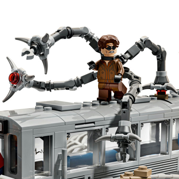 Фото - Конструктор LEGO  Super Heroes Marvel Человек-Паук против Дока Ока: Сцена в метро (76321)