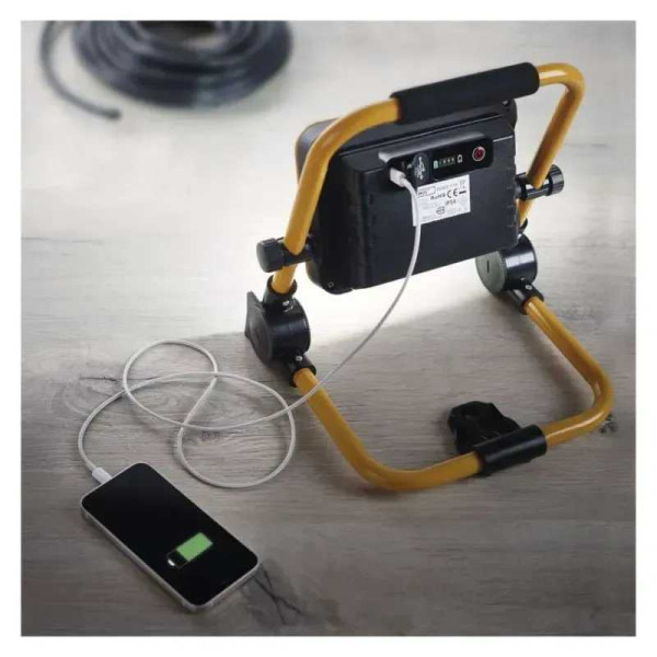 Фото - Светодиодный прожектор EMOS ZS2822 20W 2000Lm 6500K Li-Ion 6600 mAг IP54