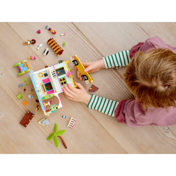 Фото - Конструктор LEGO Friends Пляжный домик 444 детали (41428)