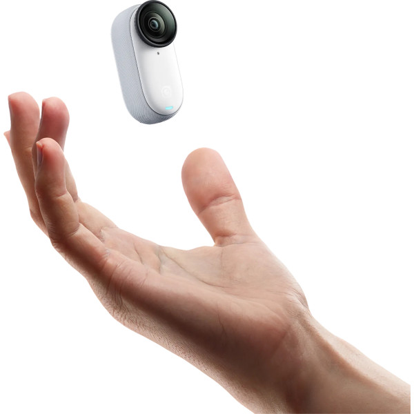 Фото - Экшн-камера Insta360 GO 3S Standard Edition Arctic White 64GB (CINSAATAGO3S06)