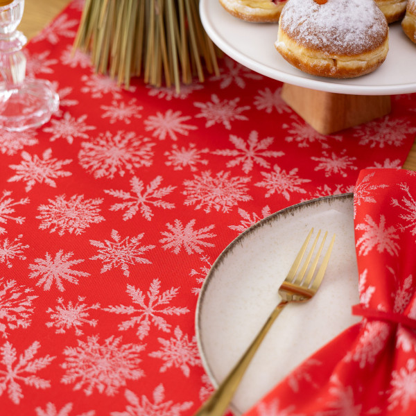 Фото - Скатерть прямоугольная Едельвіка Снежинки 240х145 см Червона (248-23/00)