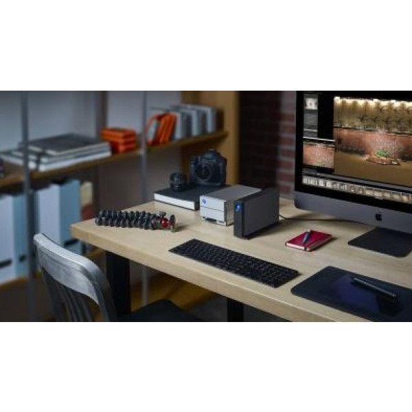 Фото - Жесткий диск внешний LaCie d2 Professional 10TB USB 3.1 USB-C Black (STHA10000800)