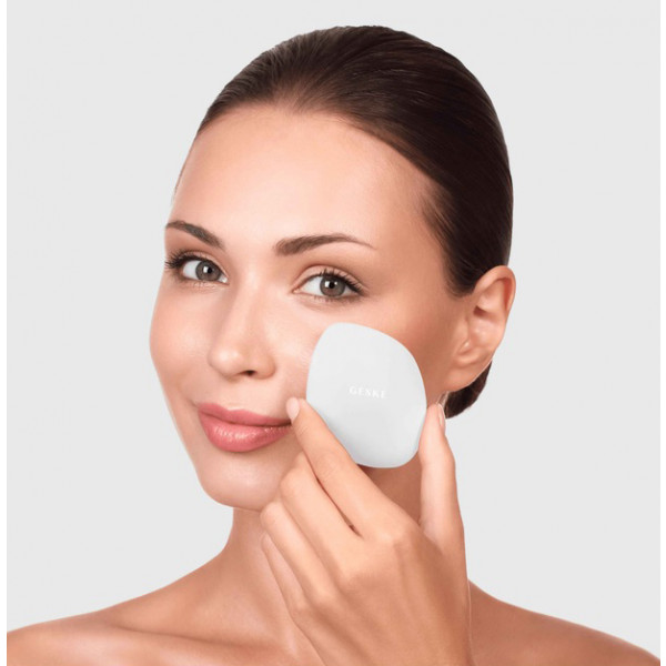 Фото - Щетка для чистки лица GESKE Facial Brush 4 в 1 белый (GK000018WH01)