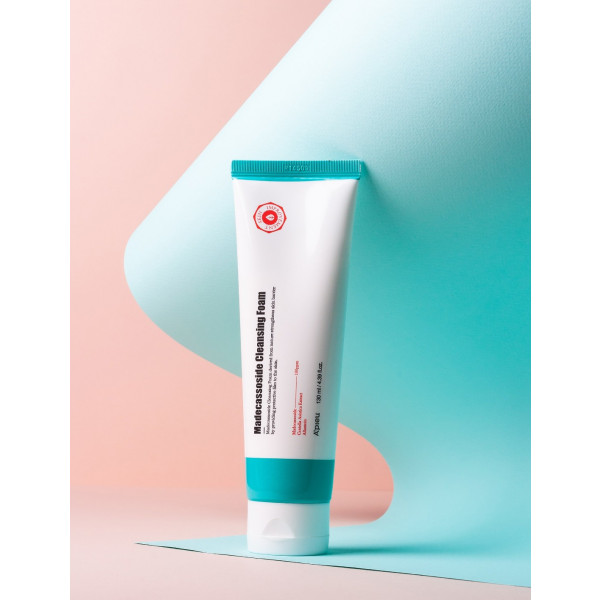 Фото - Пенка для умывания A'pieu Madecassoside 130 мл (8809581460454)