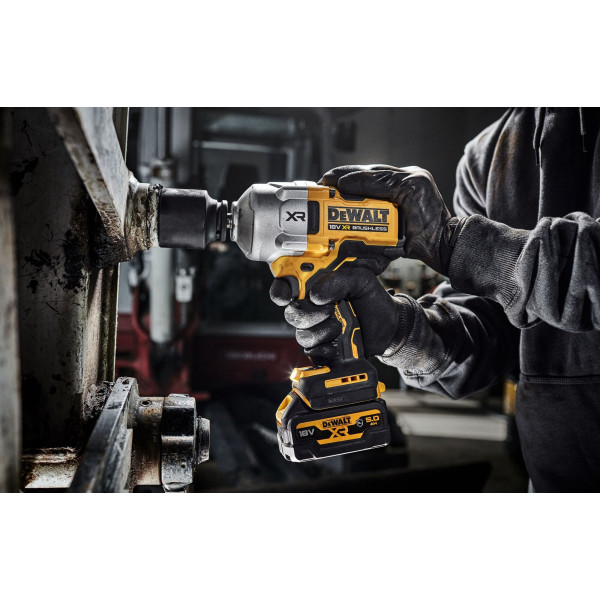 Фото - Гайковерт аккумуляторный DeWALT DCF964NT