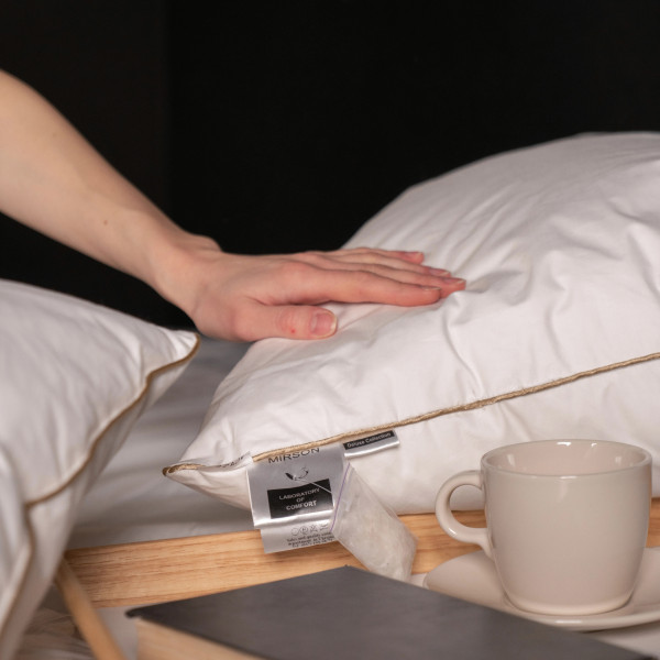 Фото - Подушка стандартная MirSon DeLuxe 202 40х60 см (2200000060501)