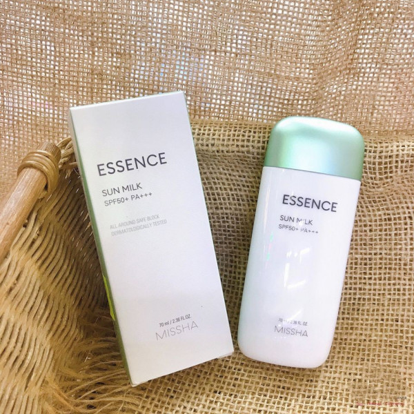 Фото - Средство для загара Missha All Around Safe Block Молочко SPF50+ PA+++ 70 мл (8809581452329)