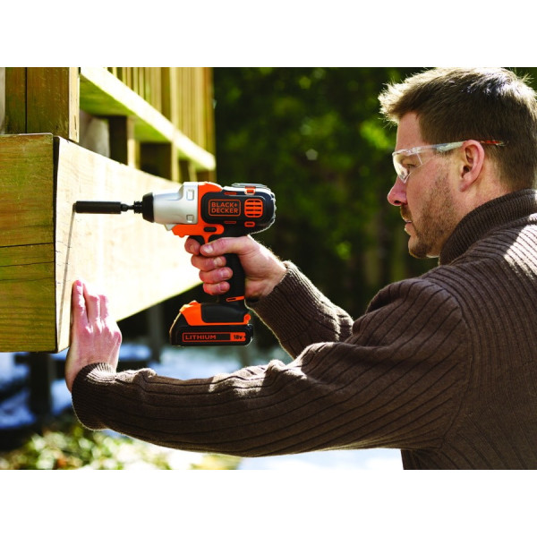 Фото - Многофункциональный инструмент Black&Decker MT218K