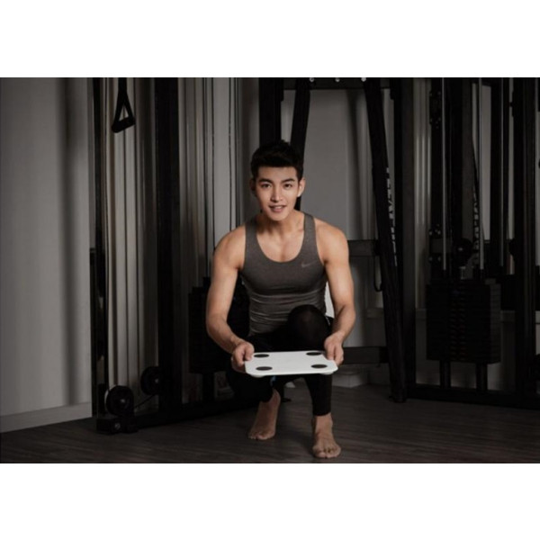 Фото - Весы напольные Xiaomi Mi Smart Scale