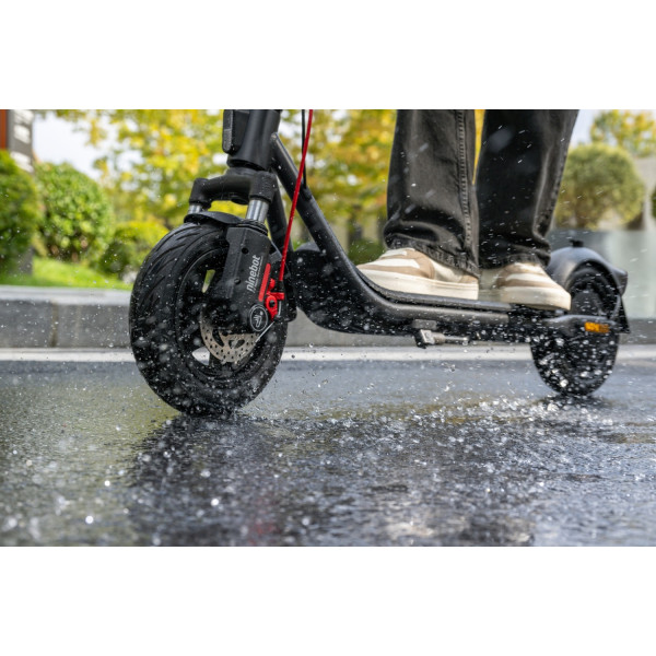 Фото - Электросамокат Segway Ninebot F2 Pro E II  