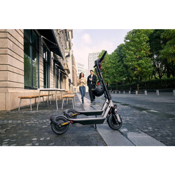 Фото - Электросамокат Segway Ninebot F3 E Gray