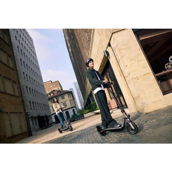 Фото - Электросамокат Segway Ninebot F3 E Gray