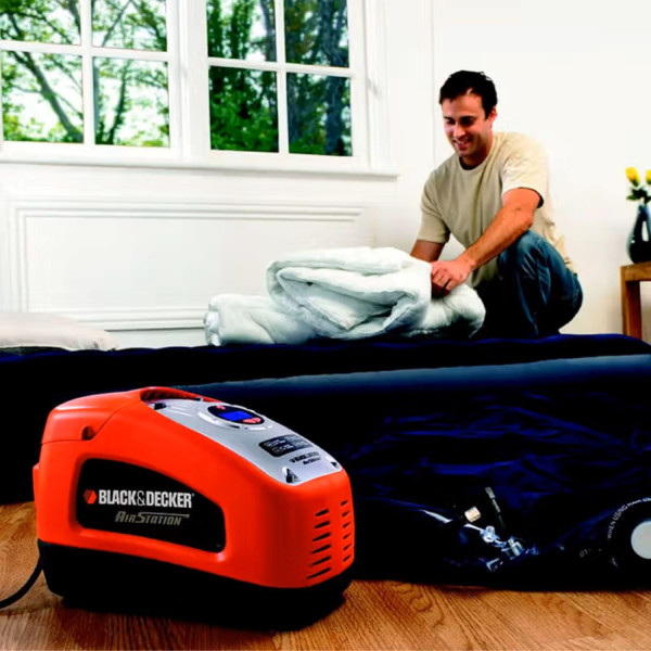 Фото - Автокомпрессор Black&Decker ASI300