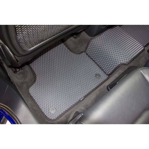 Фото - Коврики из экокожи в салон авто EVAtech ECO для Q7 (4M) 7 seats Audi 2015 2 поколение SUV USA (AU11153CE5AV8BBB)