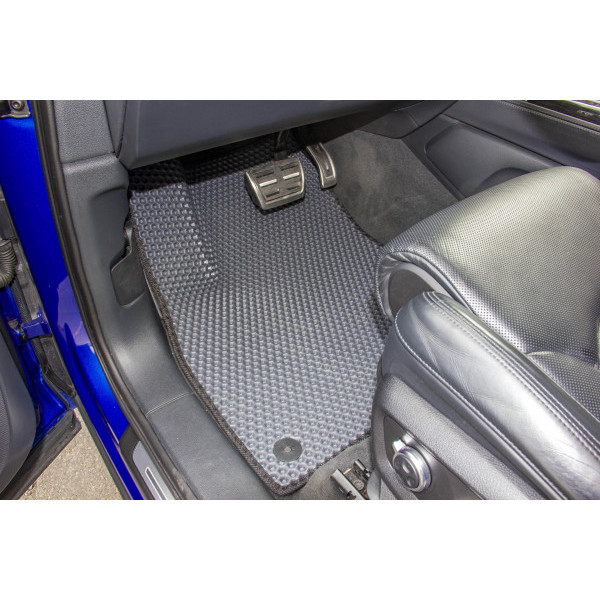 Фото - Коврики из экокожи в салон авто EVAtech ECO для Q7 (4M) 7 seats Audi 2015 2 поколение SUV USA (AU11153CE5AV8BBB)