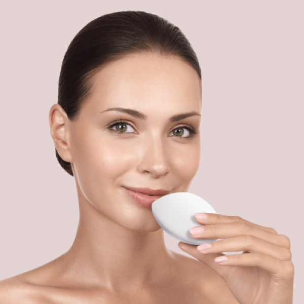 Фото - Устройство для увеличения объема губ GESKE Lip Volumizer & Booster 4 в 1 белый M (GK000054WH01)
