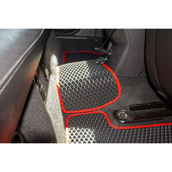 Фото - EVA коврики в салон авто EVAtech для Focus (C346) Ford 2011-2018 3 поколение Htb USA FD1651C5AV2RBB